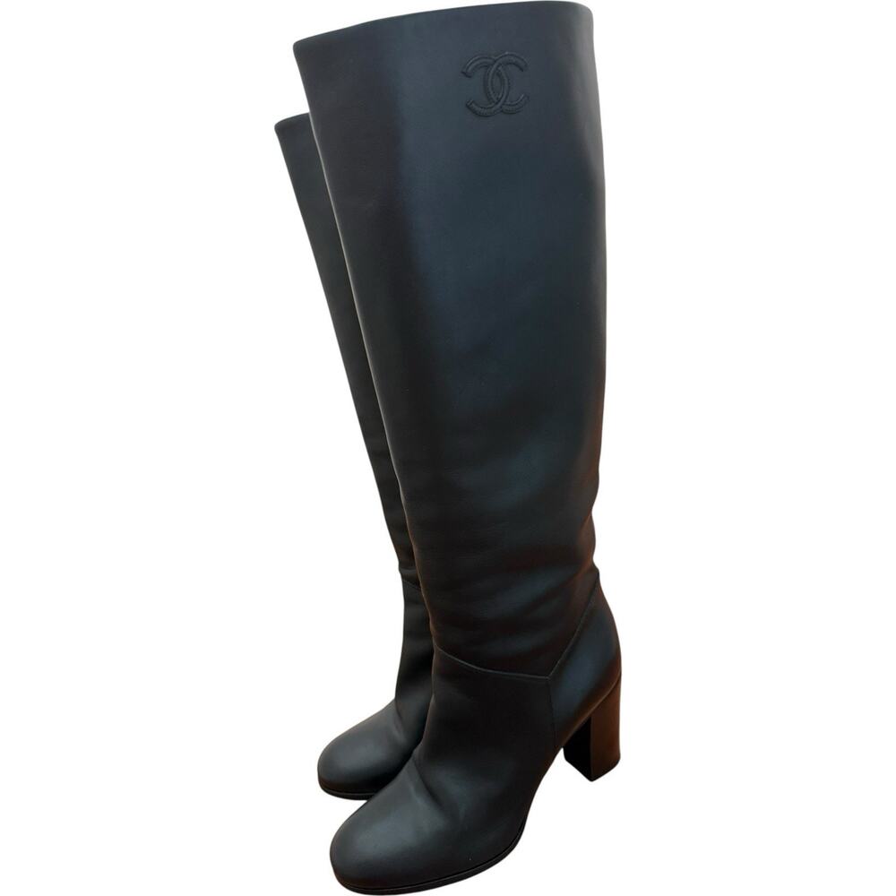 CHANEL Tall Black Leather Knee High Boots Size 38 CC Logo Block Heel - Picture 5 of 16